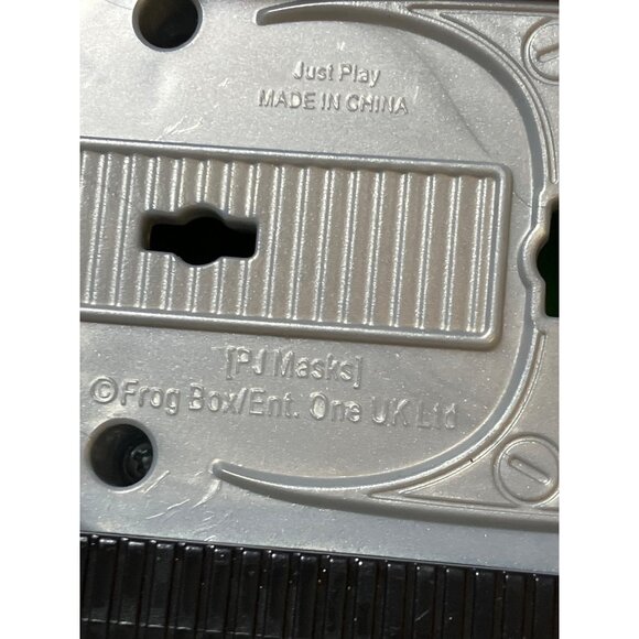 PJ Masks Gekko Mobile Speed Booster Playset Vehicle Figure - Picture 9 of 10